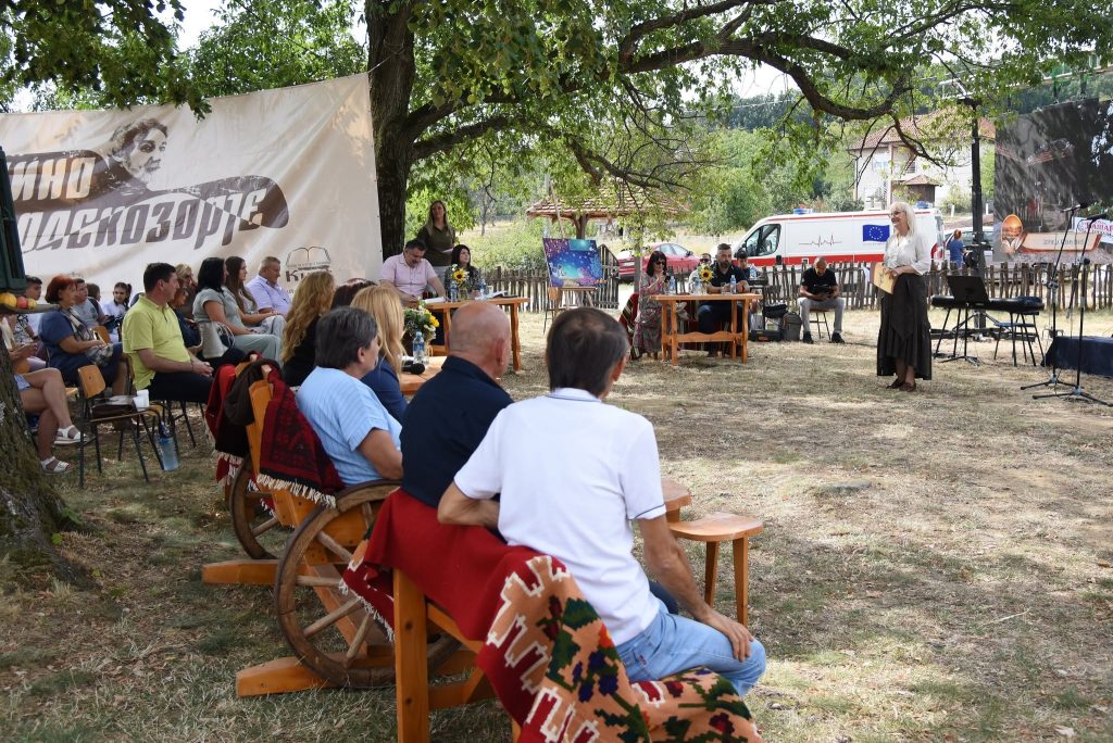 8 dobricino praskozorje 07